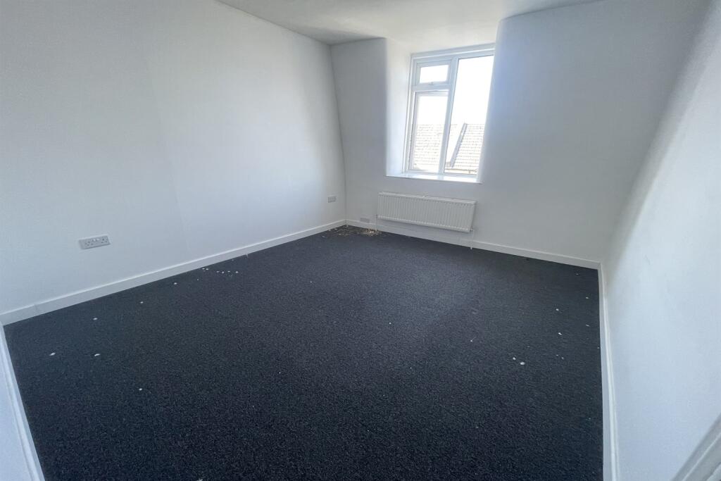 Lounge/sitting room