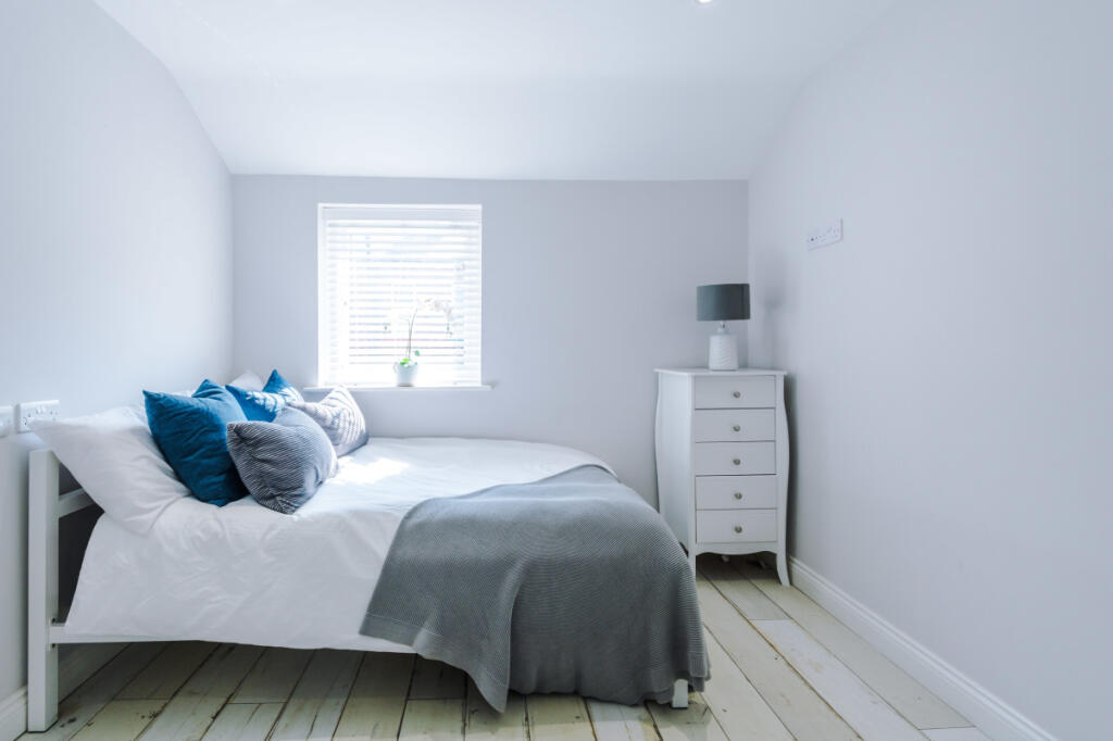 70 Langton Road Bedroom 16