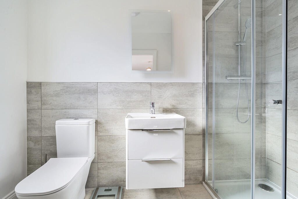 Ensuite Shower Ro...