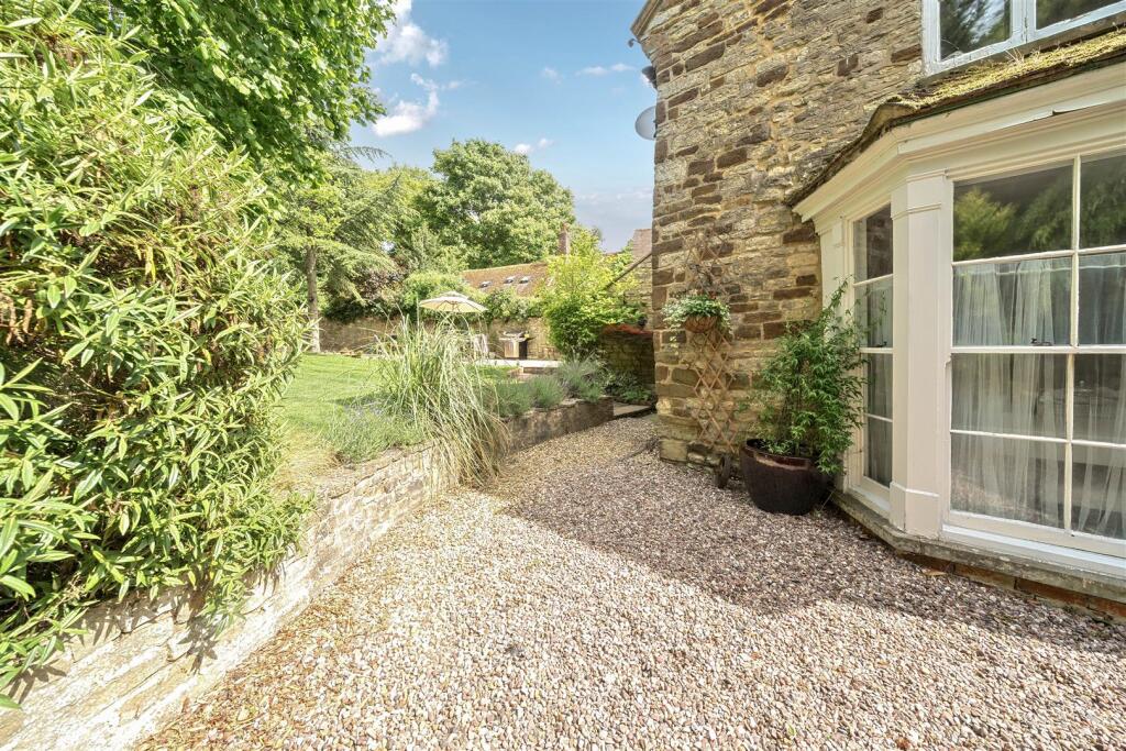 Cliff Hill Farm, 4 Northampton Road, Blisworth (22