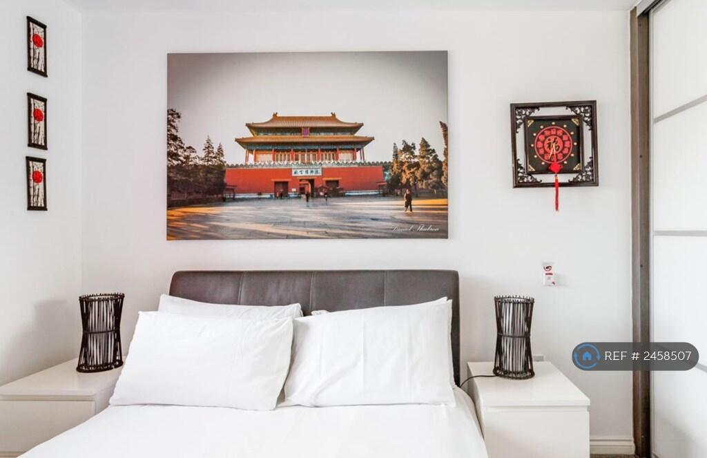 Main Bedroom 