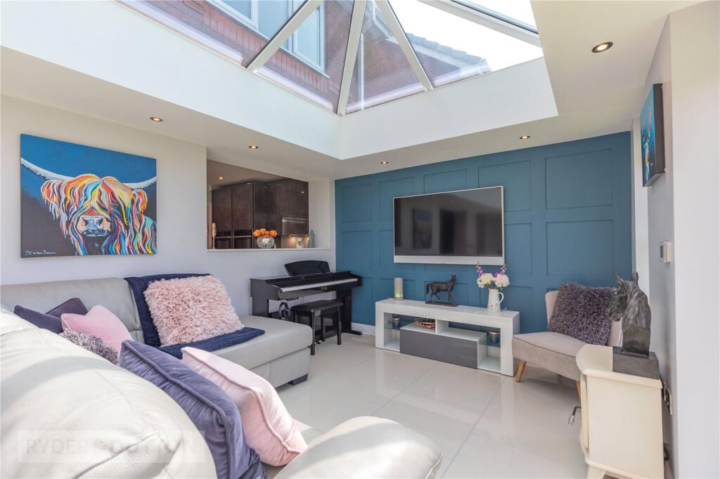 Sitting /Dining Room