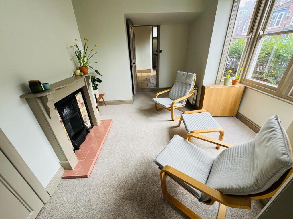 SITTING ROOM