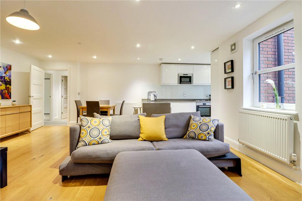 Lounge Area