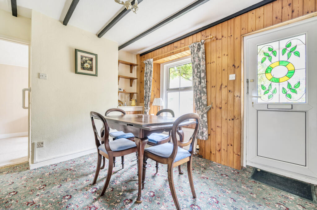 1332268-10-6888ba...