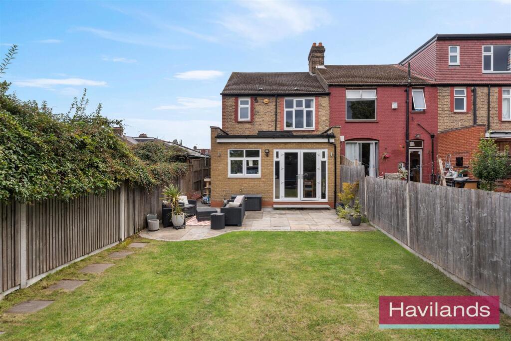 Oaktree Avenue-21.jpg