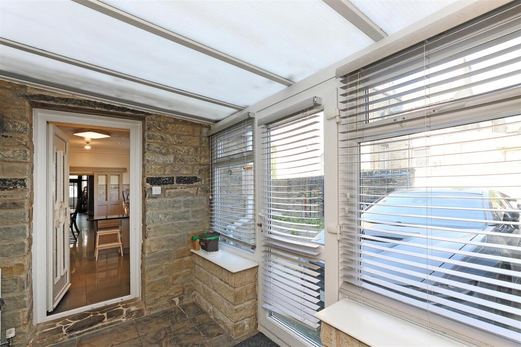 19 Savile Park.11.Photoneg.co.uk.jpg
