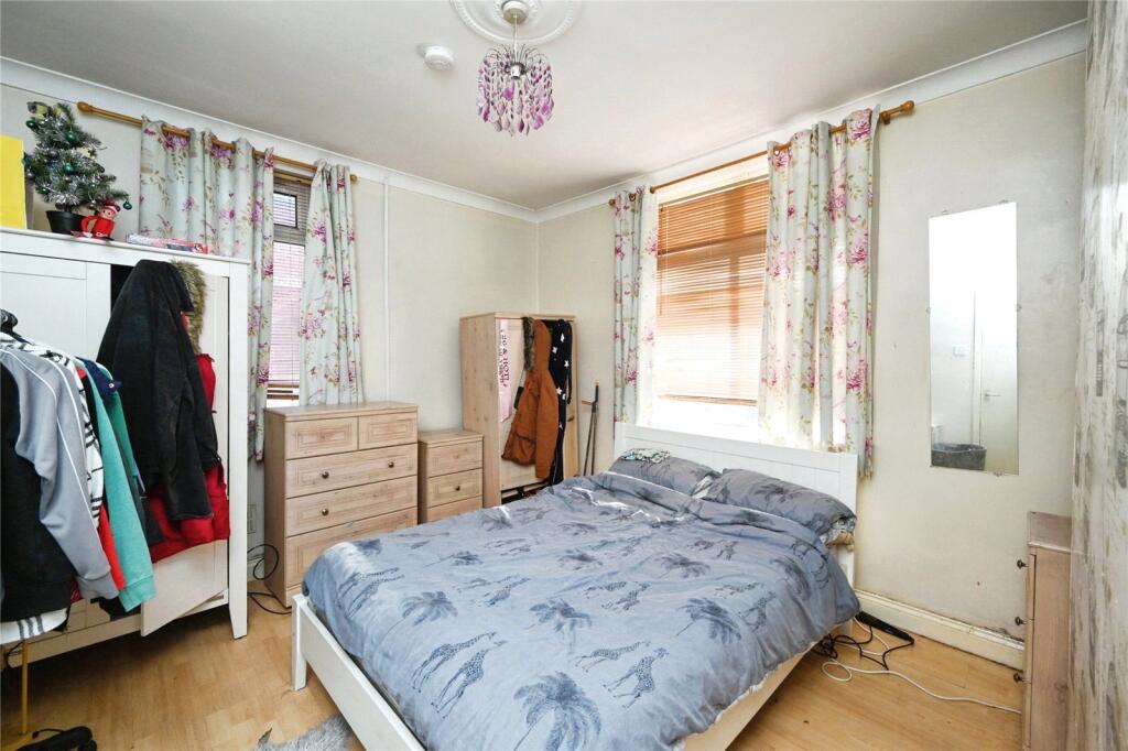 Gf F1- Bedroom