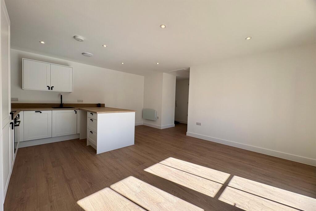 loungekitchendiner