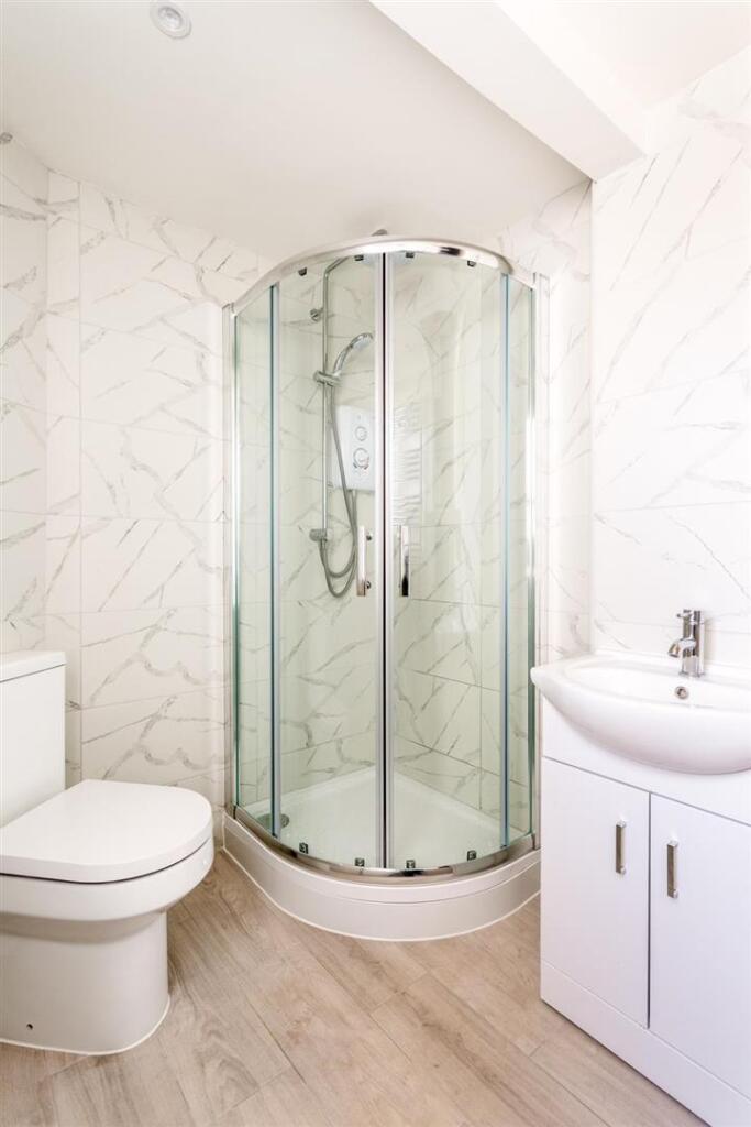 Shower room.jpg