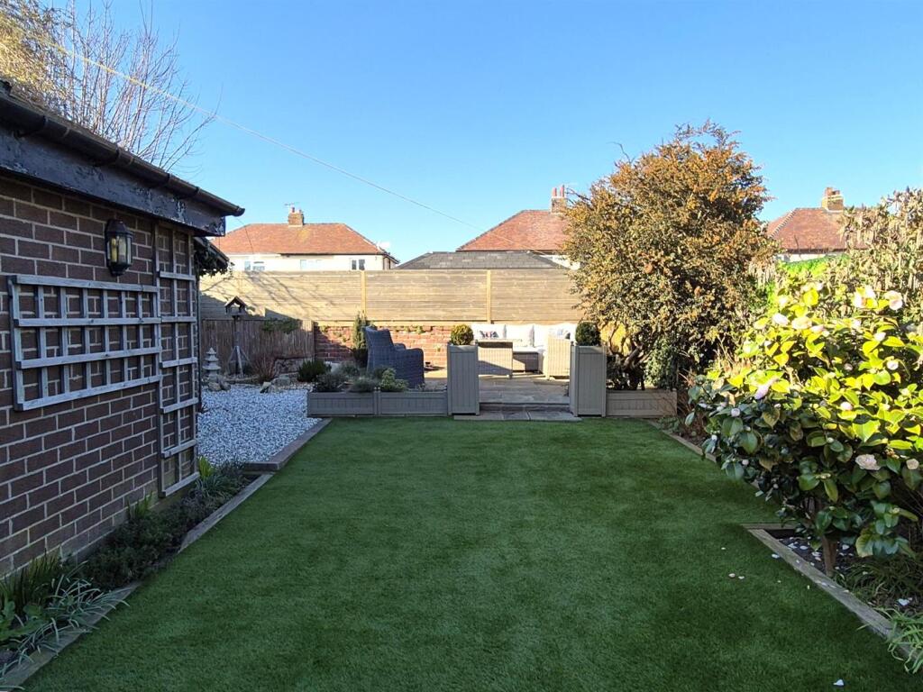 Mayfield Rd, 121, outside 2 new 4.jpg