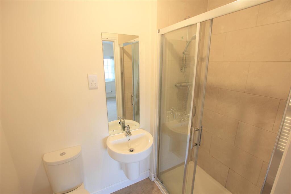 En Suite Bathroom
