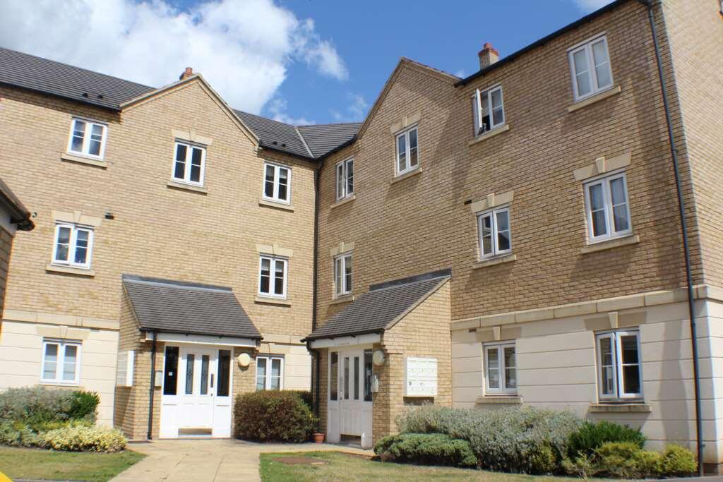 Dainty Grove, Grange Park, NN4