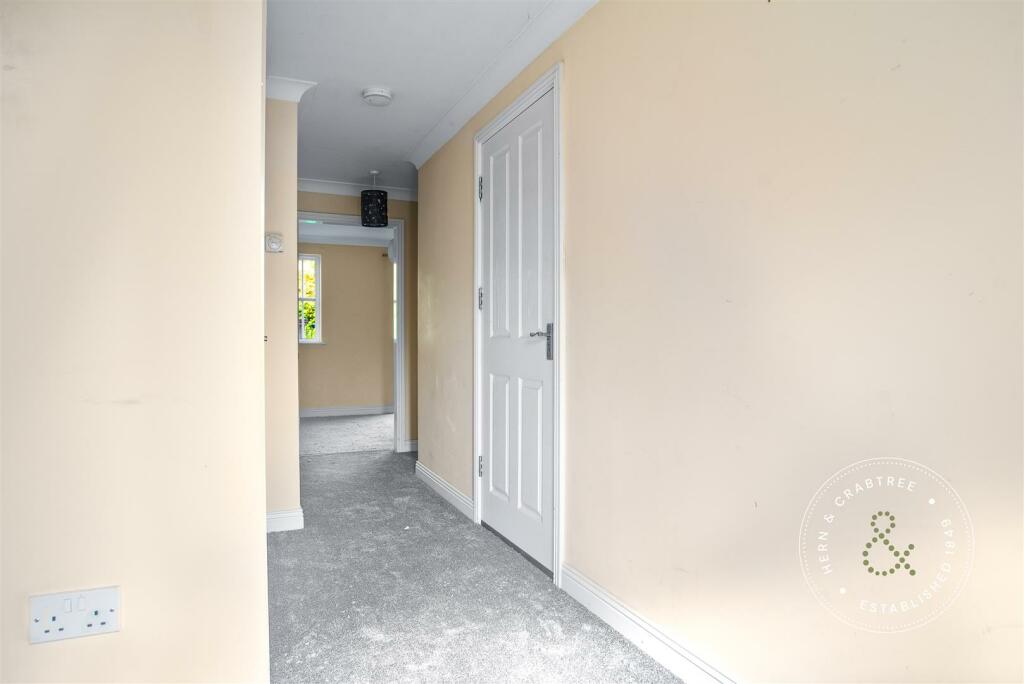 Pheonix Way, Heath (2).jpg