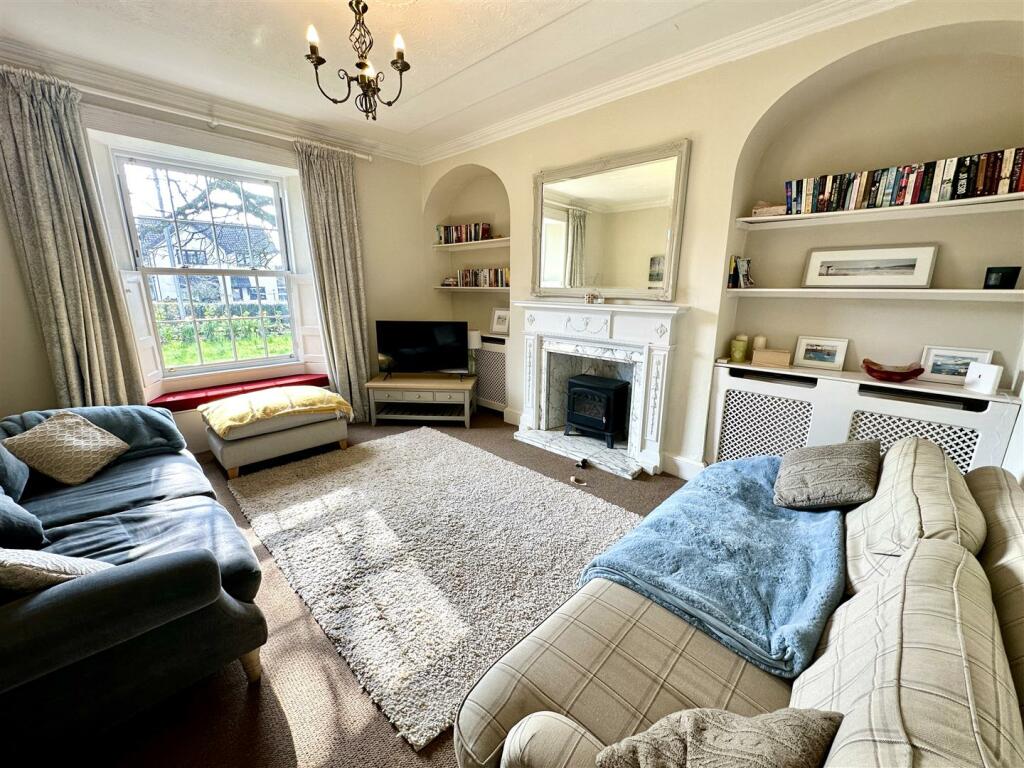 DRAWING ROOM