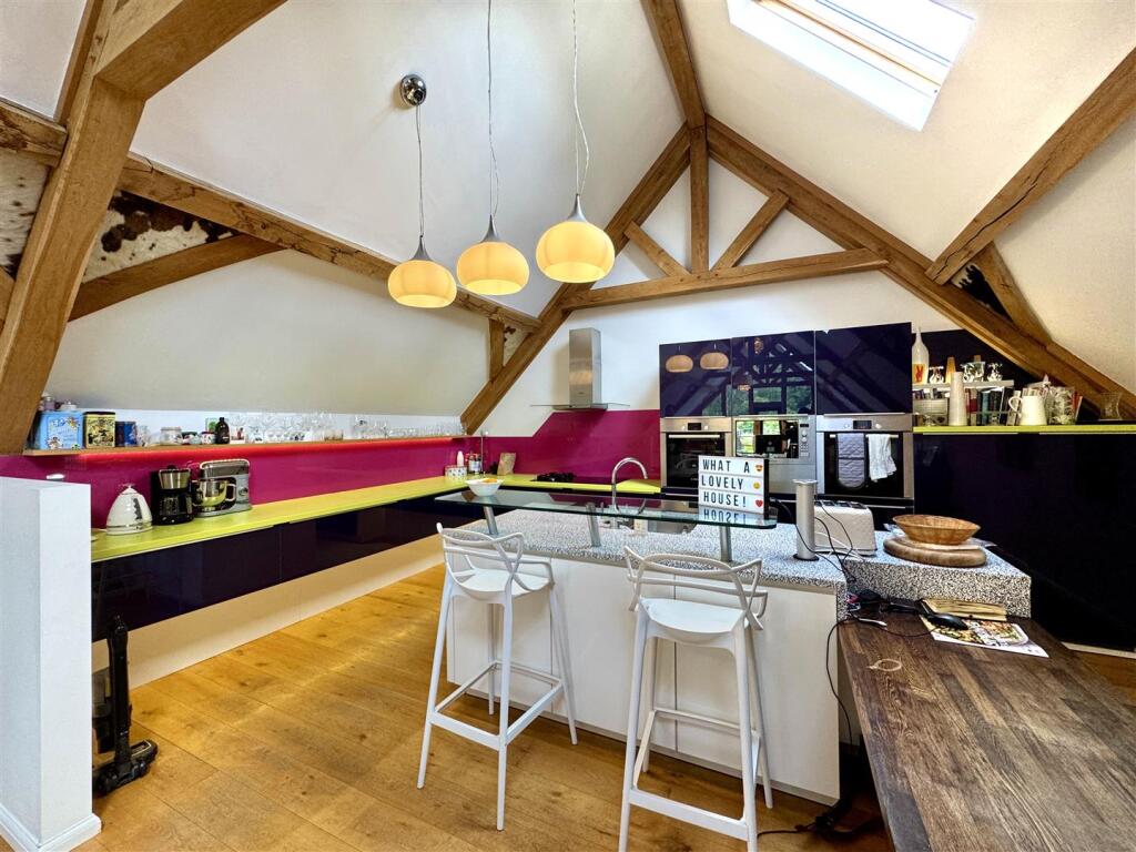 kitchen wide.jpg