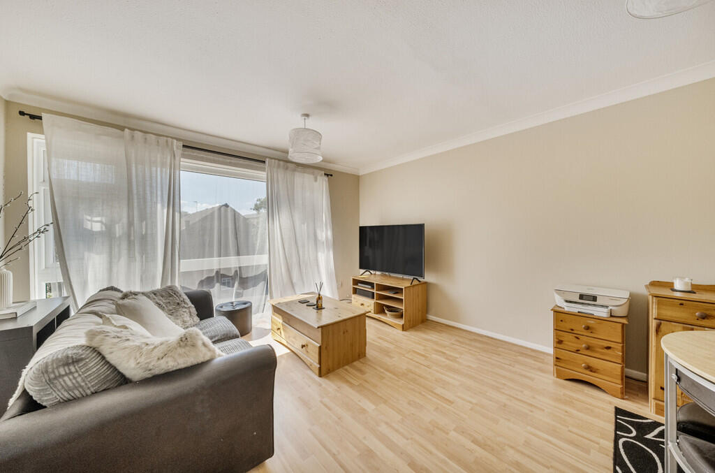 1325116-10-6870ec...