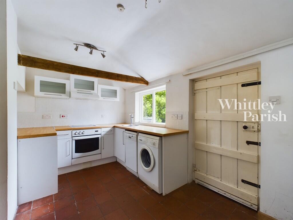 CAM01915G0-PR0384...