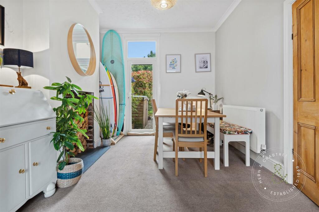 Talygarn Street, Cardiff, Hern Crabtree (5).jpg