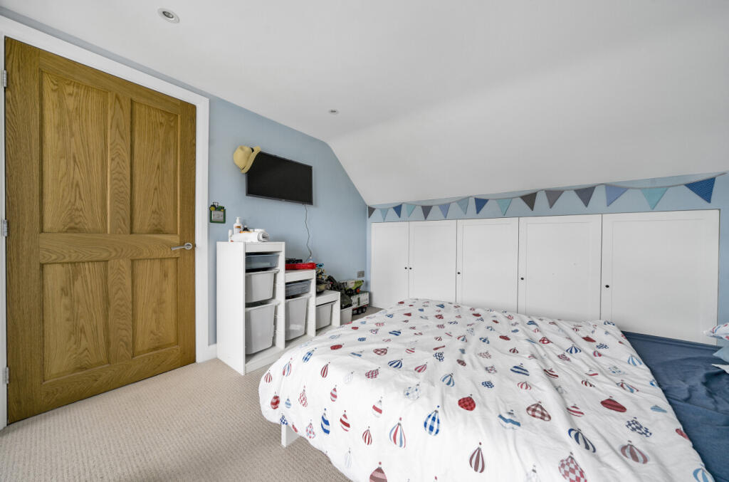 13-681cea20f2711-...