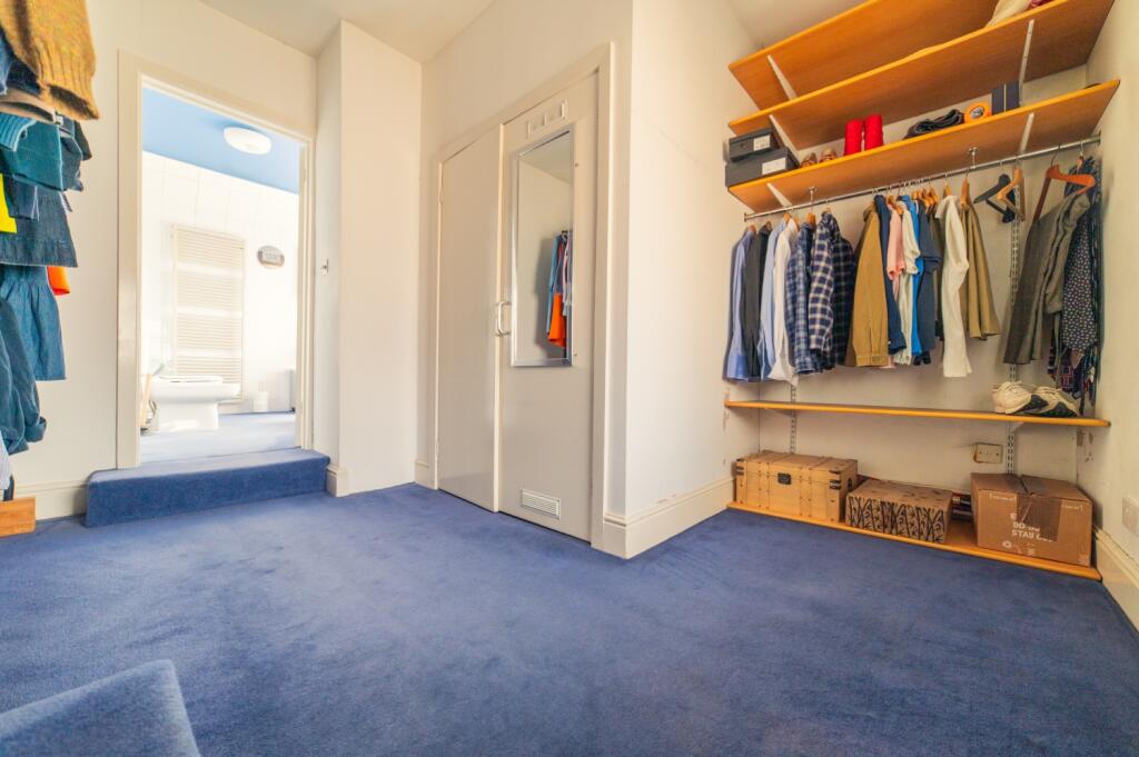 Award-winning Media team on EVERY Listing__36