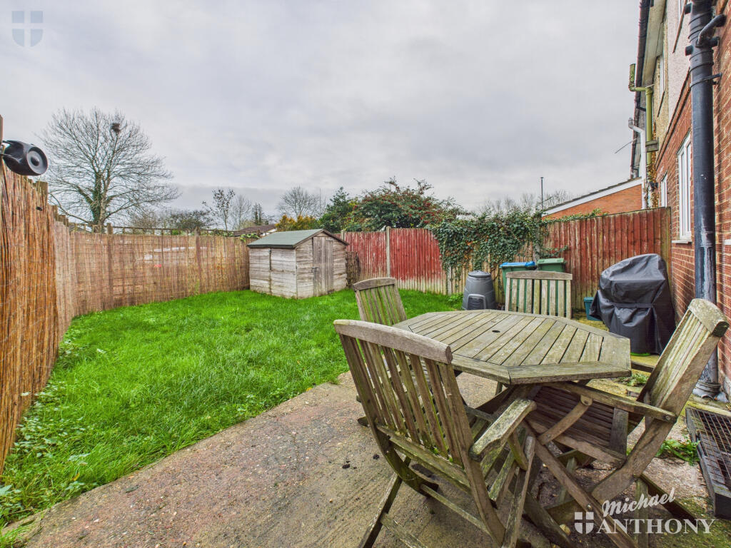 CAM03852G0-PR0501-STILL019