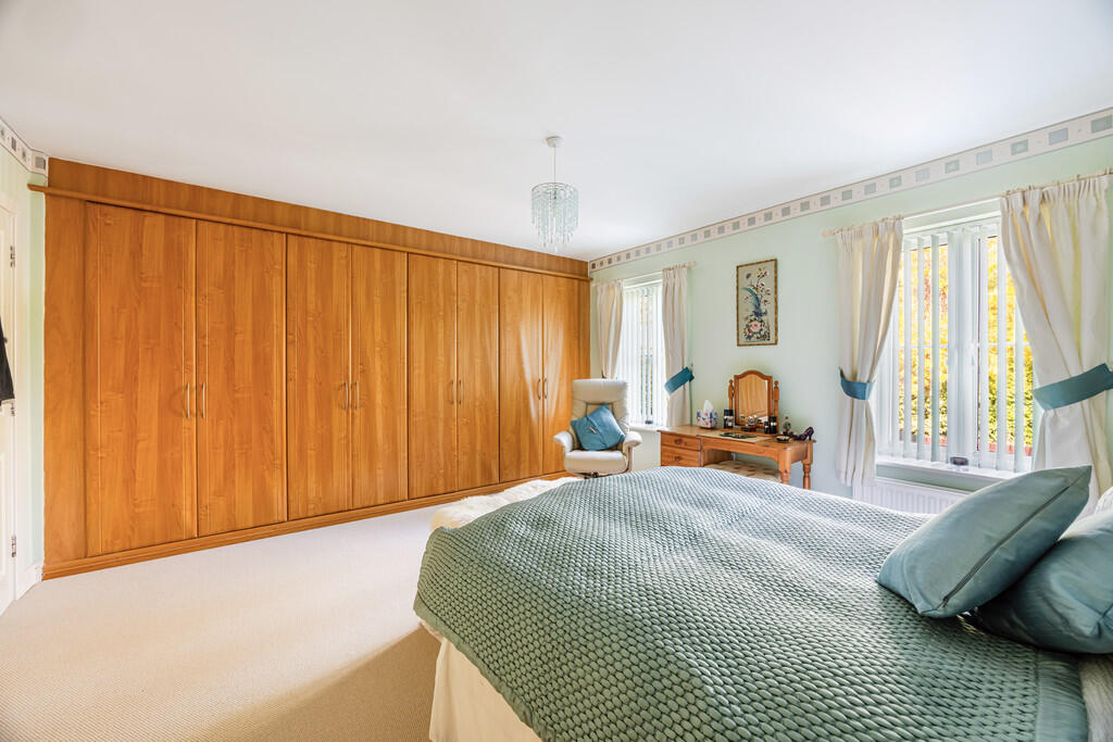 A10 - 95 Gras Law...