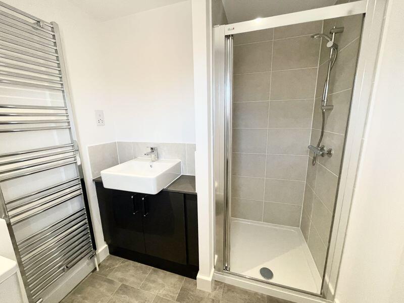 Ensuite alt view