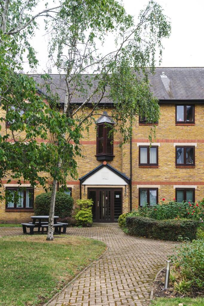 190 Riverside-22.jpg