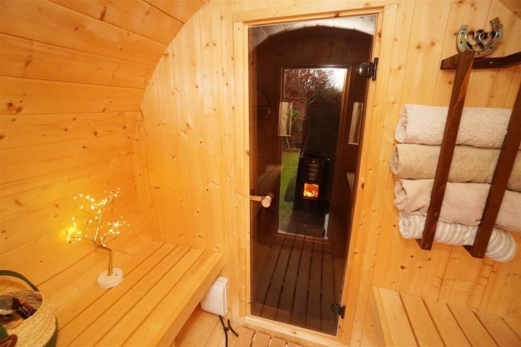 sauna1.jpg