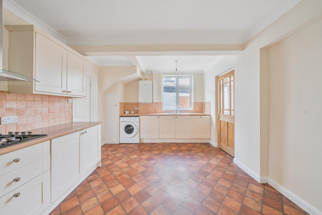 1334045-9-6892463...