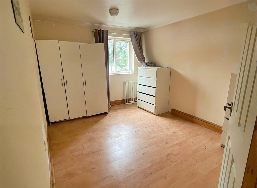 WhatsApp Image 2025-10-15 at 14.24.06 (2)-fotor-20