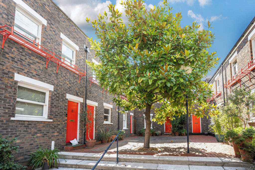 1340983-4-689df81...