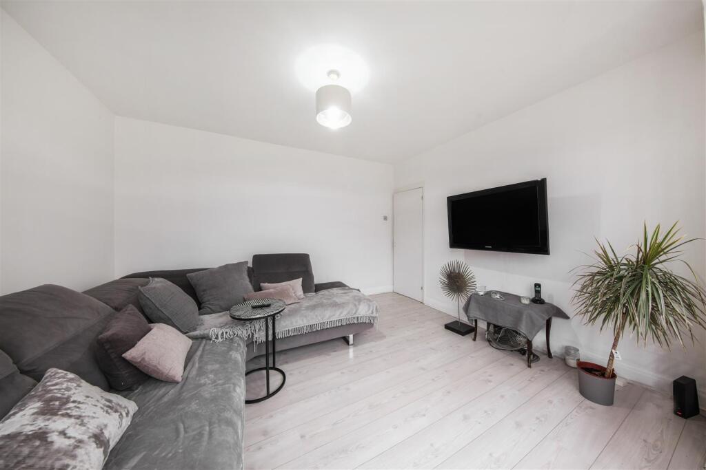 37 Chestnut Grove - eRsbxG05Jqn6ucoZZhIx.jpg