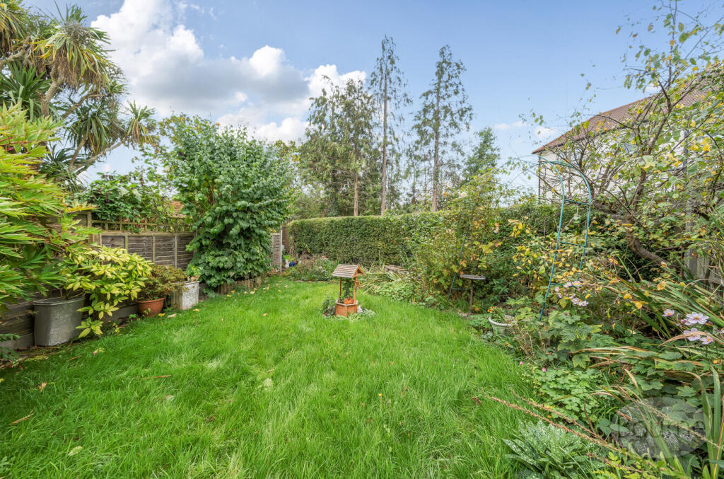 a6d88cd8-28dd-461...