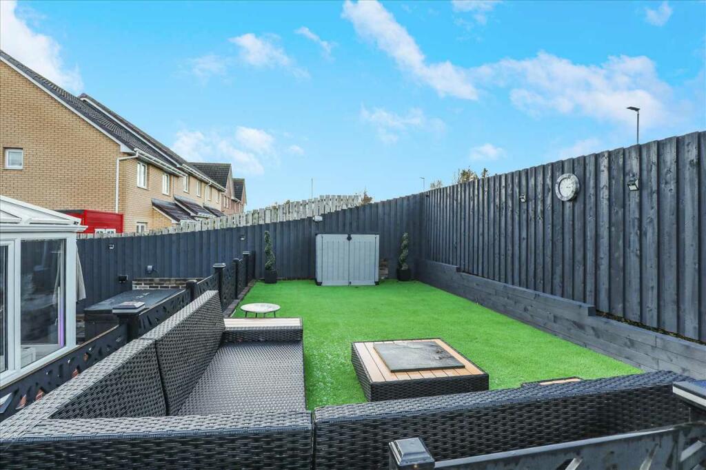 Rear Garden (2)