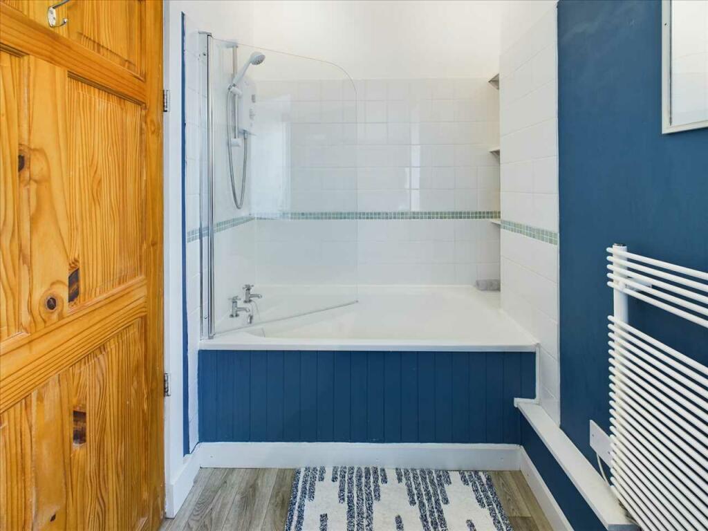 Bathroom in annexe