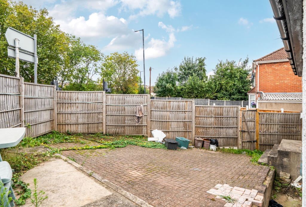 1358720-7-68e50de...