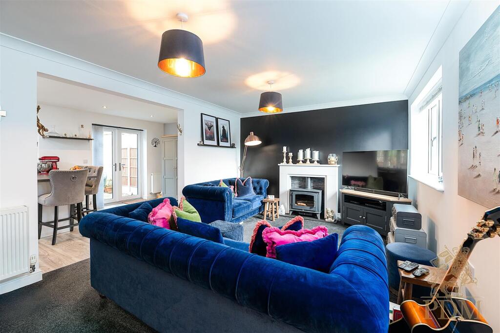 6 Byron Close Colwick Nottingham NG2 4BL