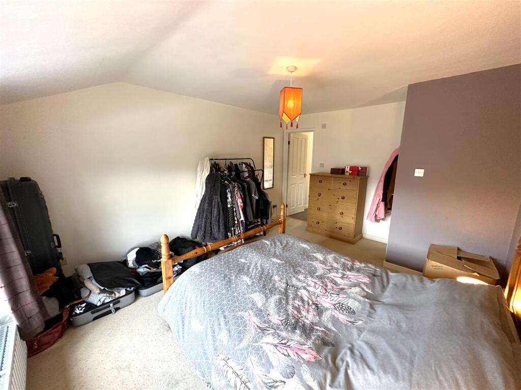 Bedroom One Into En-Suite 691