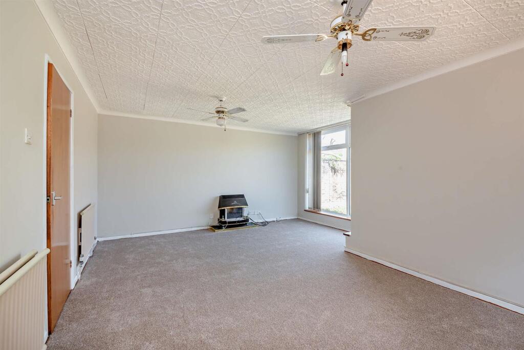 8656745-interior03-800.jpg