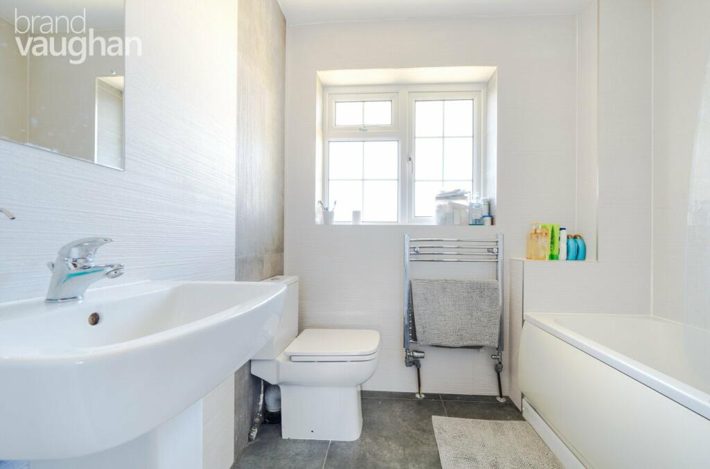 e8f9400a-af48-47d...