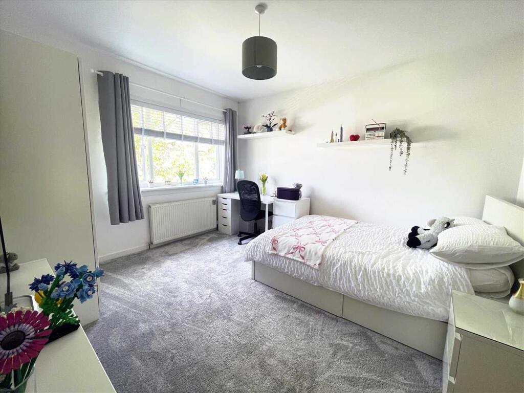 Bedroom Two (1)