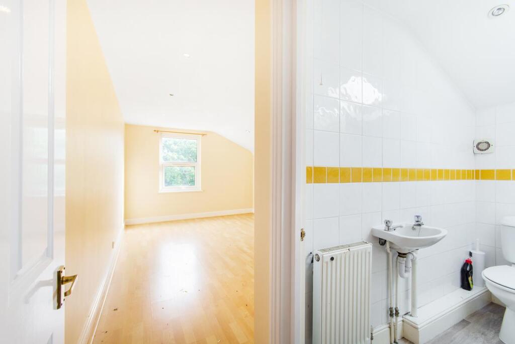 97c Peak Hill, SE26 4NS-4.jpg