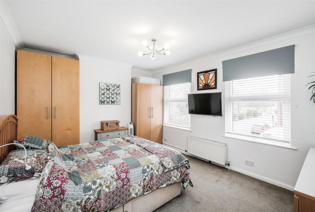 63 beresford Road-1.jpg