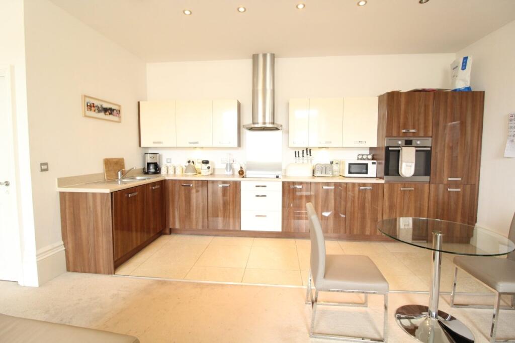 Lounge Diner Kitchen