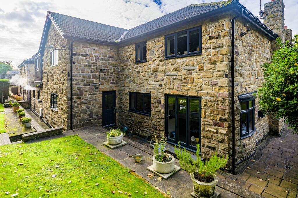 Rear house 