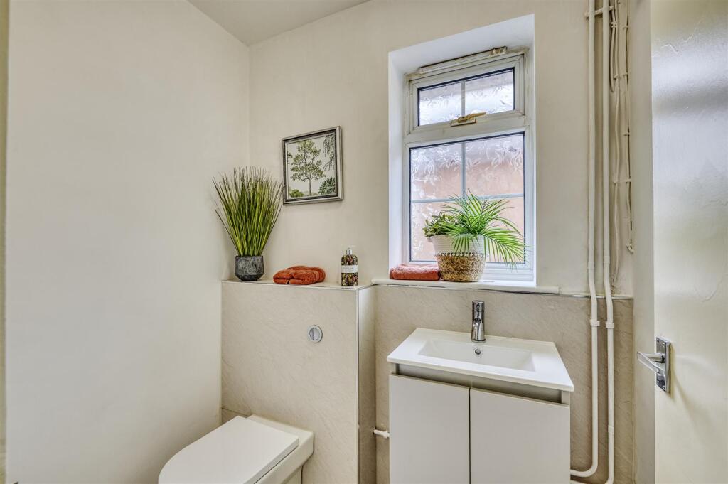 -125 Vicarage Farm Rd-50_HDR-07.jpg