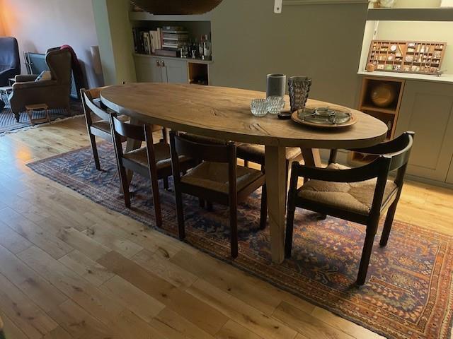 Dining area.jpg