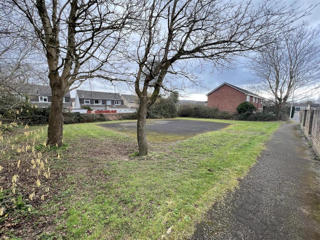 7 - Land for Auction, Nailsea, Bristol.JPG